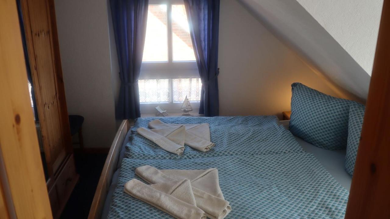 Ferienwohnung " Lee " Neuharlingersiel Exterior foto